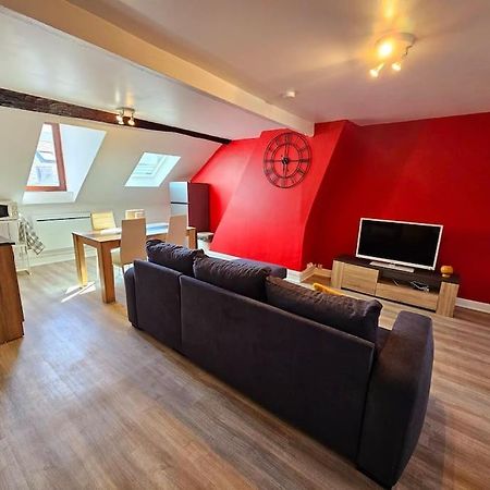 Ferienwohnung Le Bourbon Hypercentre Charleville-Mézières Exterior foto